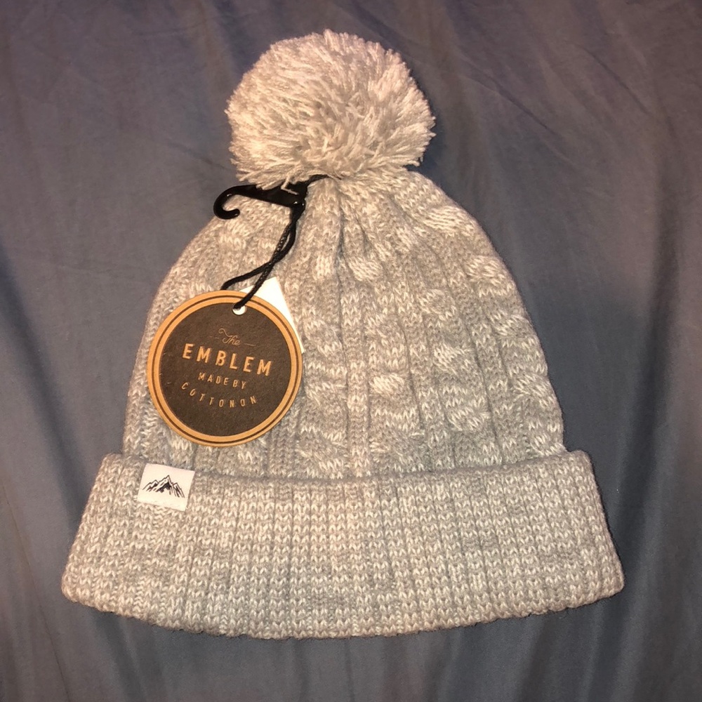 grey pom pom beanie